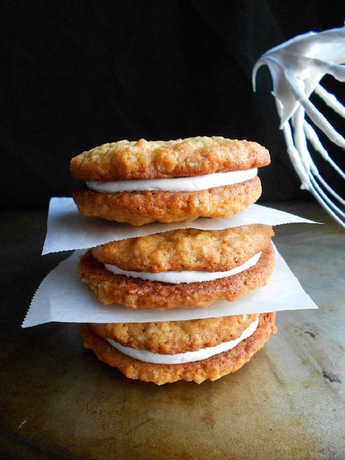 Homemade Little Debbie Oatmeal Creme Pies