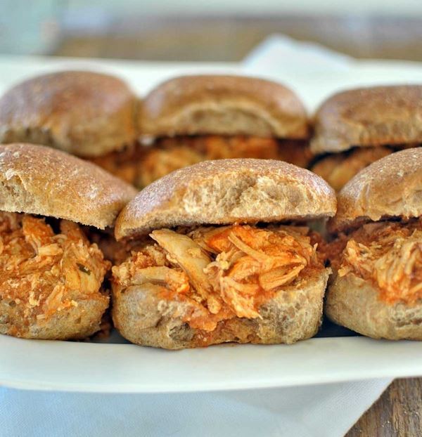 Buffalo Ranch Chicken Sliders Buffalo Ranch Chicken Sliders