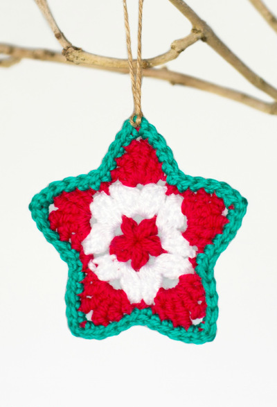 Perfect Little Crocheted Star Ornament Perfect Little Crocheted Star Ornament