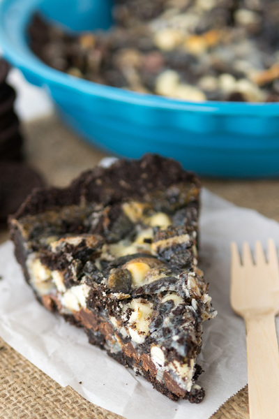 Cookies 'n' Cream Magic Bar Pie Cookies n Cream Magic Bar Pie