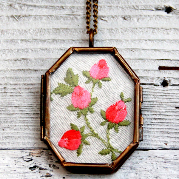 Easy Vintage Handkerchief Necklace Easy Vintage Handerkerchief Necklace