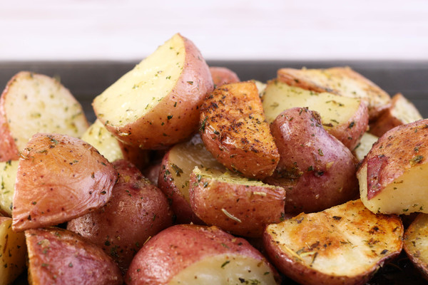Worlds Easiest Roasted Potatoes