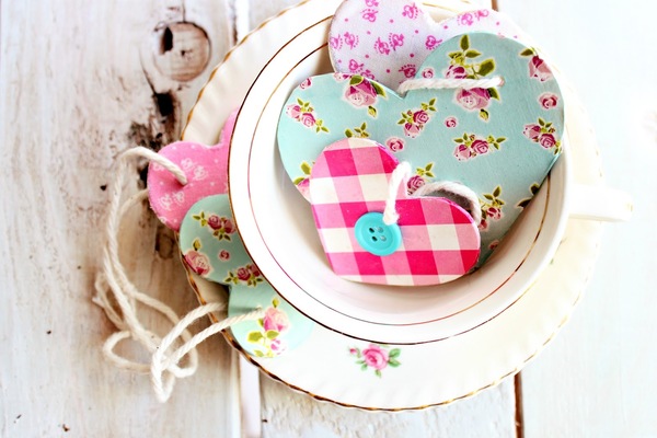 Easiest Prettiest Heart Ornaments