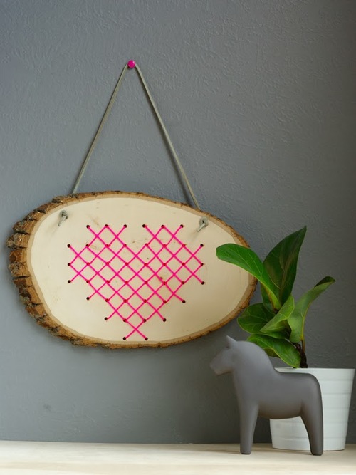 DIY Rustic Stitched Wooden Sign DIY Rustic Stitched Wooden Sign