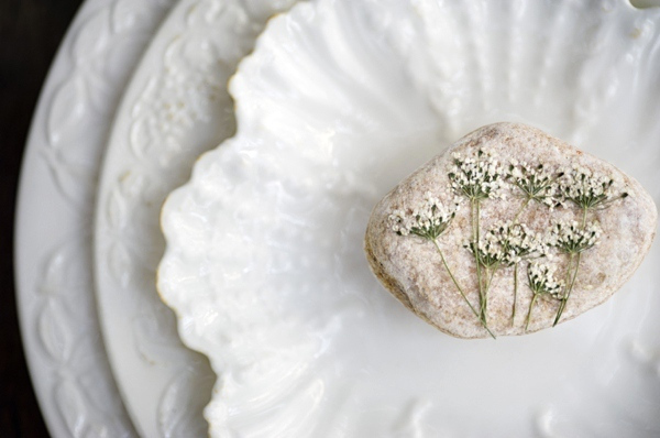 Perfect Pressed Flower Pebble Favors Perfect Pressed Flower Pebble Favors
