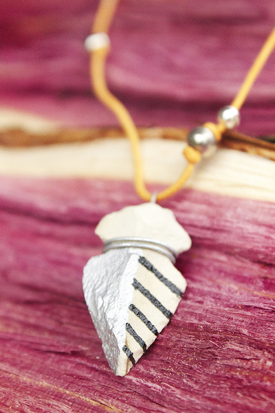 Easy Arrowhead Necklace Easy Arrowhead Necklace