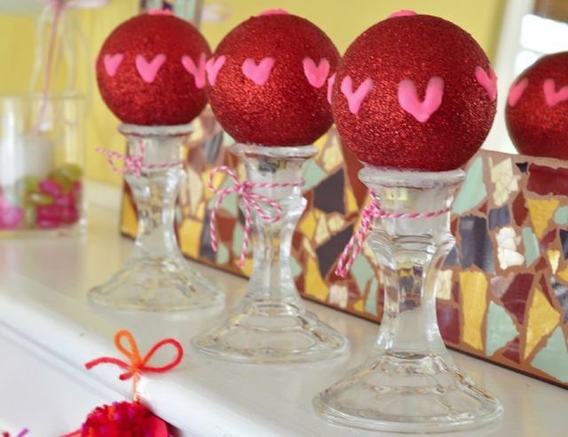 5 Minute Homemade Valentines Day Decorations
