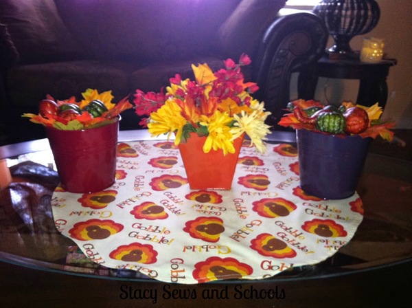 Reversible Simple Table Decorations