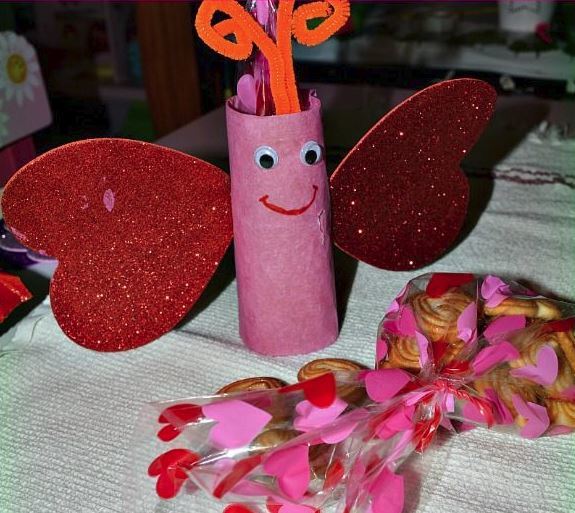 Paper Roll Love Bugs Paper Roll Love Bugs