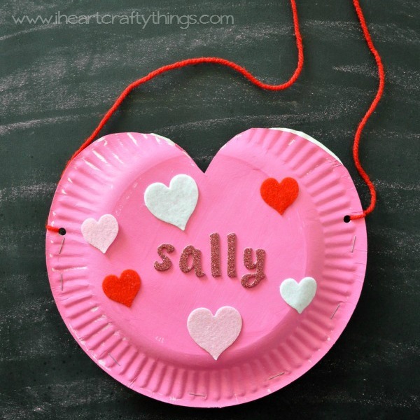 Easy DIY Valentine Holder Easy DIY Valentine Holder