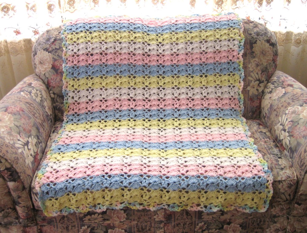Cuddle Up Baby Blanket Crochet Pattern