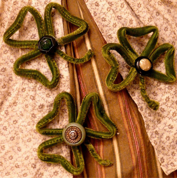 Vintage Velvet Shamrock Pin Vintage Velvet Shamrock Pin