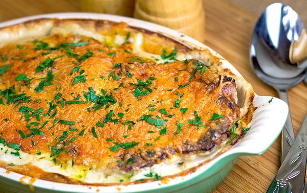 Cheesy Scalloped Pork Chops Cheesy Scalloped Pork Chops