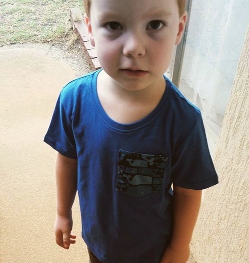 How to Make a Pocket Tee How to Make a Pocket Tee