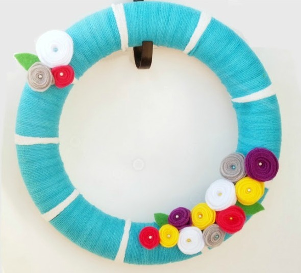 Easy Felt Spring Wreath Easy Felt Spring Wreath