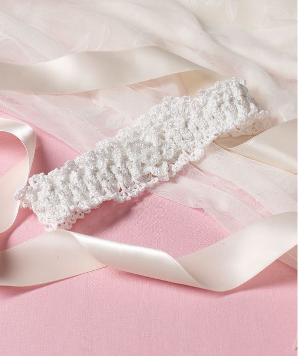 Delicate Crochet Garter