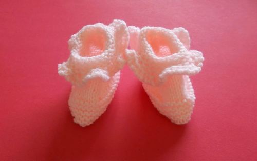 Ruffled Rosie Baby Booties