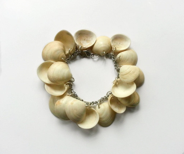 Seashell Cluster DIY Bracelet Seashell Cluster DIY Bracelet