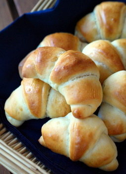 Easy Homemade Crescent Rolls Easy Homemade Crescent Rolls
