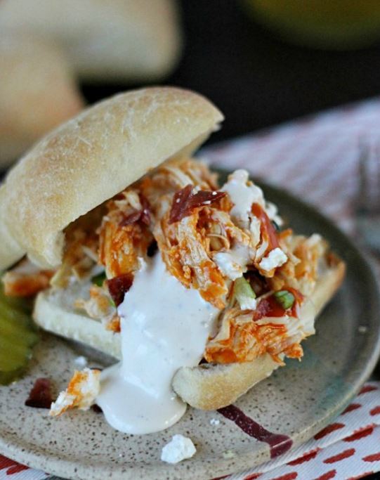 Easy Buffalo Chicken Sliders