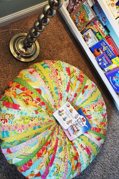 Jammin Jelly Roll Quilt Floor Cushion Jammin Jelly Roll Quilt Floor Cushion