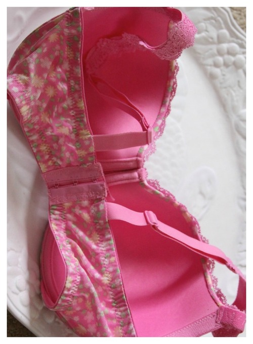 How to Resize a Bra