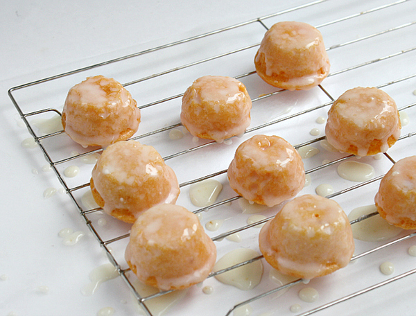 Orange Creamsicle Cake Bites