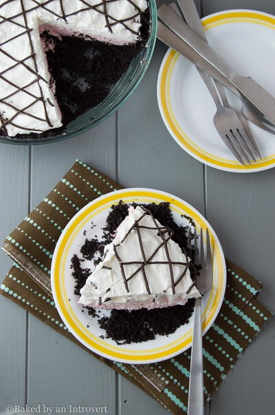 5-Ingredient Berry Burst Oreo Pie