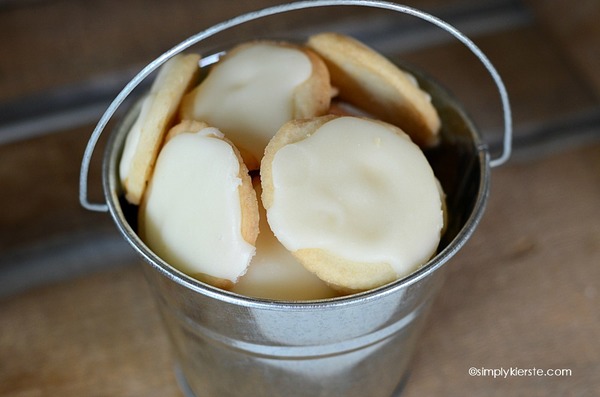 DIY Baby Shower Lemon Meltaways