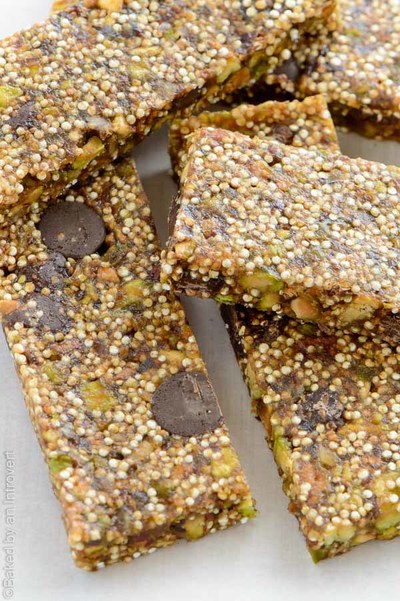 Chocolate Pistachio Quinoa Bars