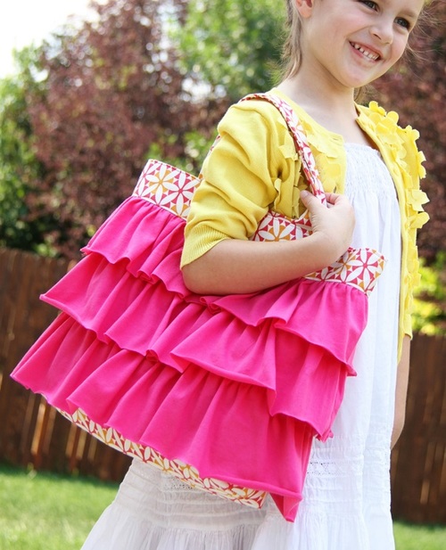 Elli's Ruffled Church Bag