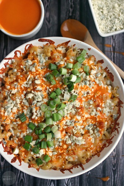 Buffalo Chicken Mac ‘N Cheese Casserole