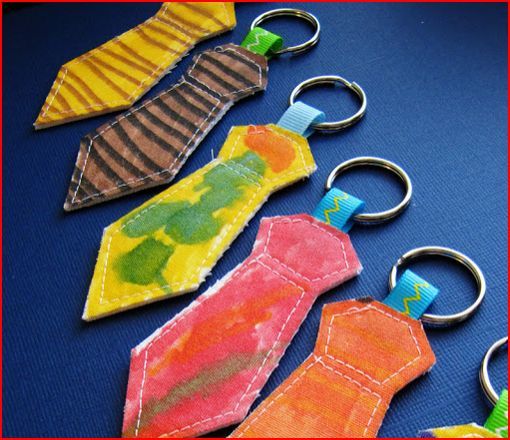 Key Chain DIY Gift Idea Key Chain DIY Gift Idea