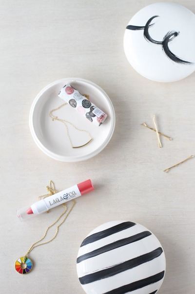 Minimalist Keepsake Containers