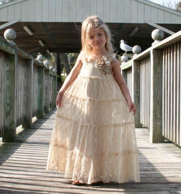 Beautiful Vintage Flower Girl Dress