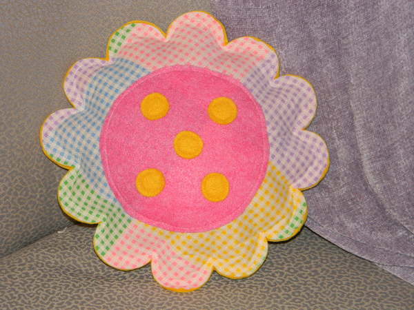 DIY Gingham Flower Pillow