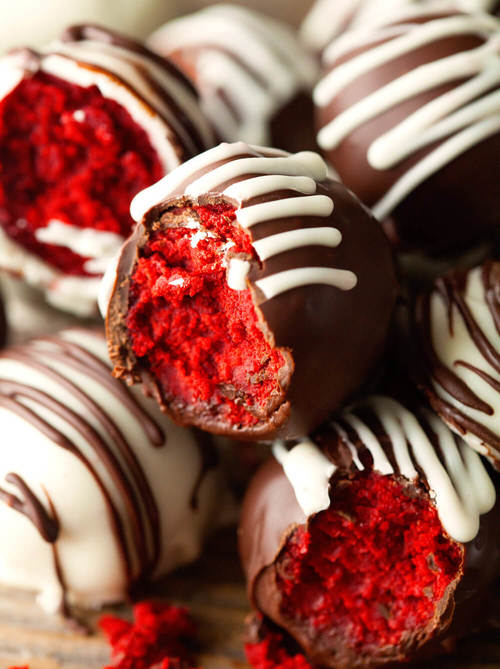 Red Velvet Cake Truffles