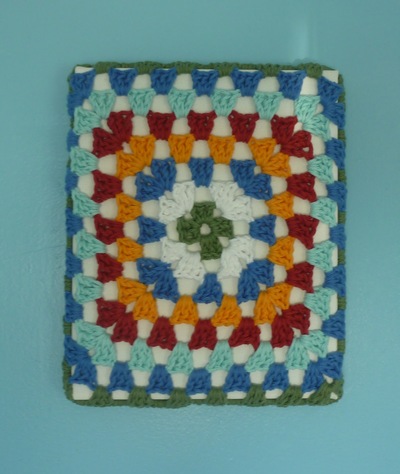 DIY Crochet Memo Board