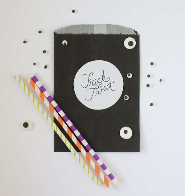 Free Printable Trick or Treat Halloween Label Free Printable Trick or Treat Halloween Label