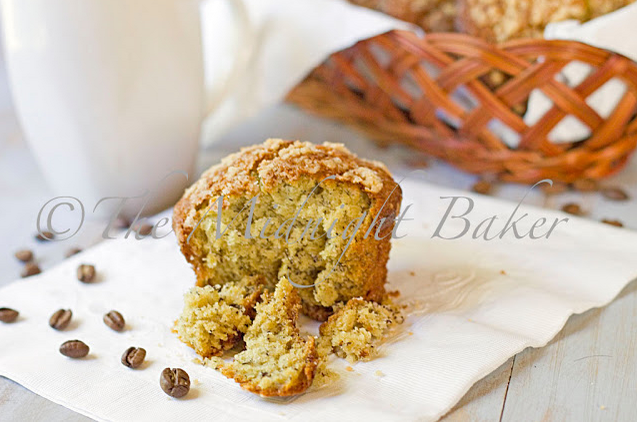 Texas Style Banana Crumb Muffins Texas Style Banana Crumb Muffins