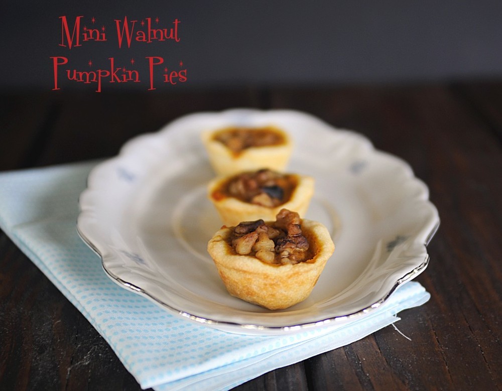 Mini pumpkin walnut pies Mini Pumpkin Walnut Pies | TheBestDessertRecipes.com