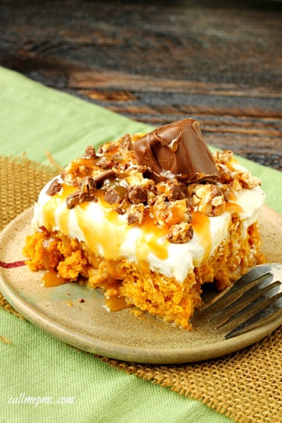 Skinny Pumpkin Poke Cake with Whipped Cream Skinny Pumpkin Poke Cake with Whipped Cream
