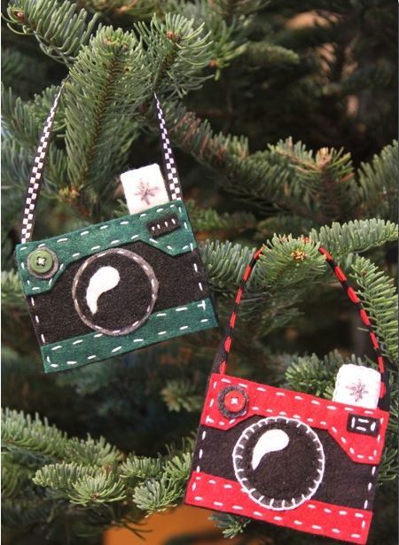 Felt Camera DIY Christmas Ornament Felt Camera DIY Christmas Ornaments