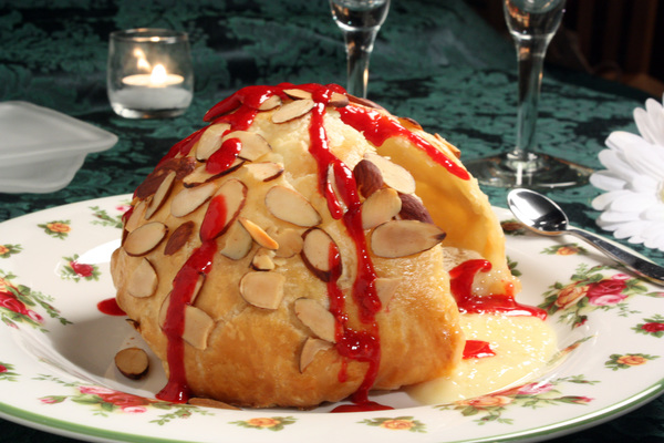 Almond-Crusted Brie Almond-Crusted Brie