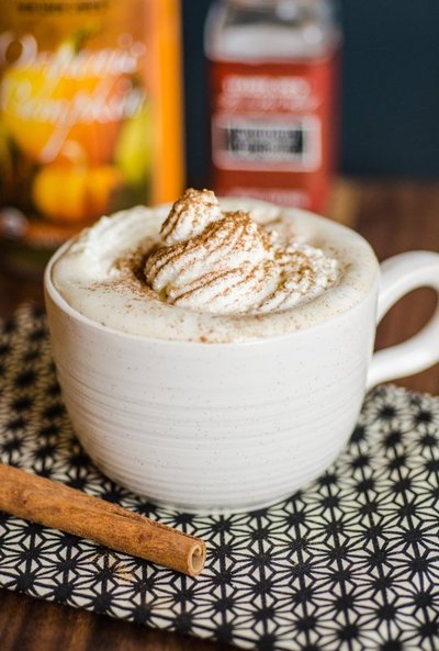 Homemade Starbucks Pumpkin Spice Latte