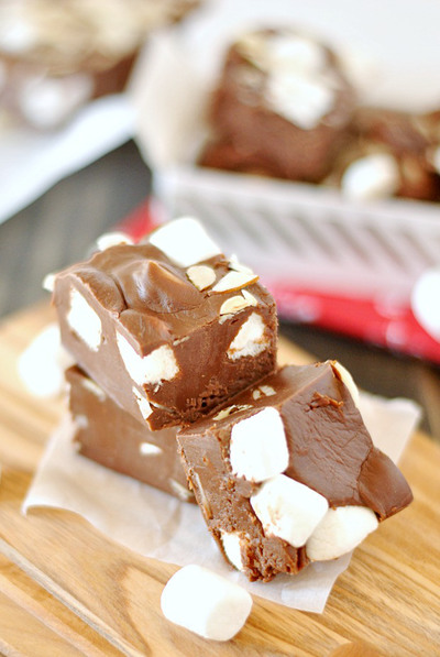 Homemade Rocky Road Fudge Homemade Rocky Road Fudge