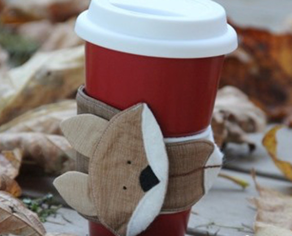 Foxy DIY Sleeve for Coffee Cups Foxy DIY Sleeve for Coffee Cups
