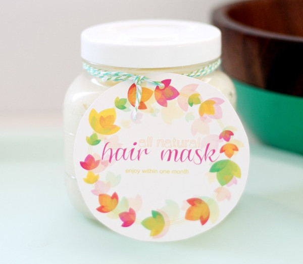 Luxuriously Simple Homemade Hair Mask Luxuriously Simple Homemade Hair Mask