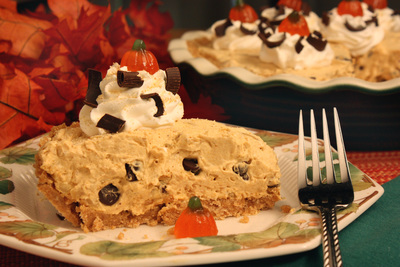 Pumpkin Crunch Cream Pie