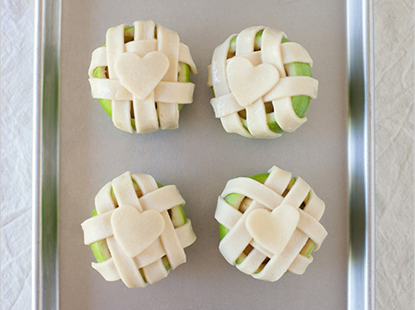 Baked with Love Mini Apple Pies Baked with Love Mini Apple Pies